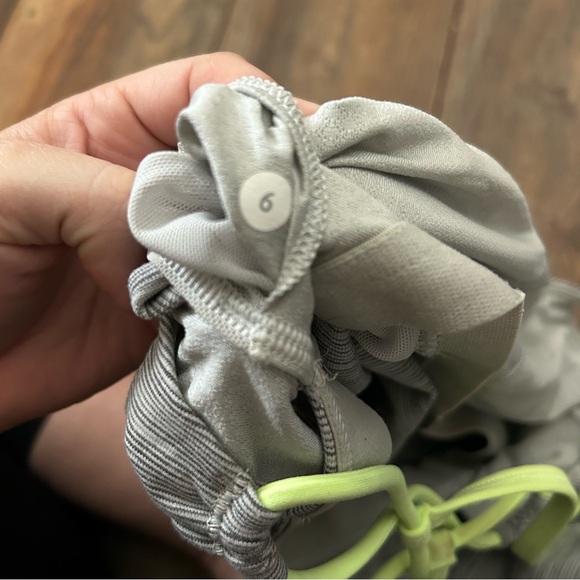 Lululemon Top - Picture 6 of 6